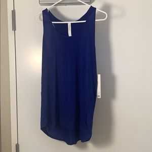 Lululemon  essential tank pleated larkspur size 10